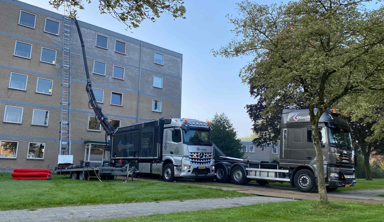 Zuigwagen en containerauto project Wolvega